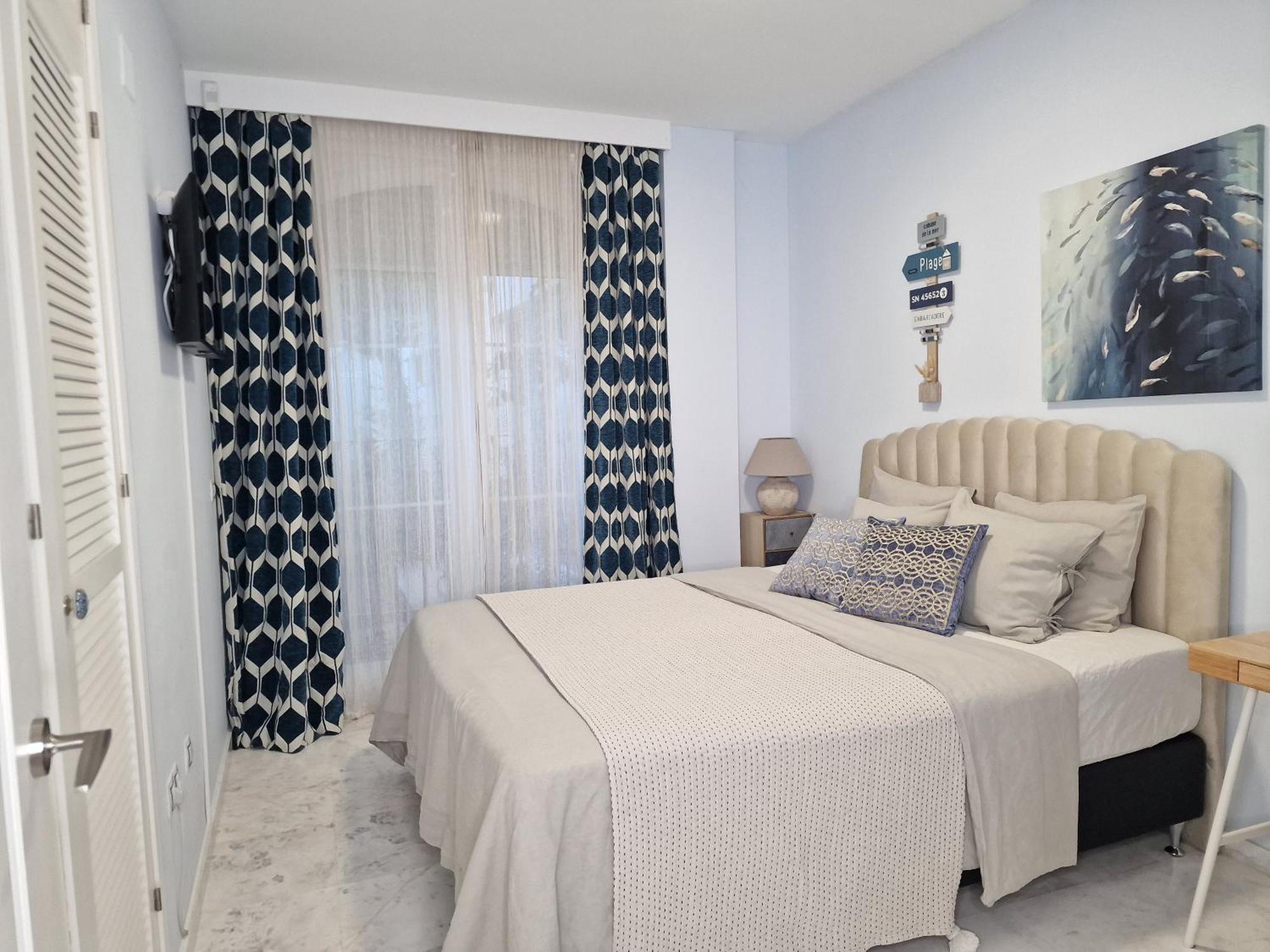 Sun & Palms - Cozy Flat In Quiet Neighbourhood With A Great Pool Area Apartment Malaga Bagian luar foto