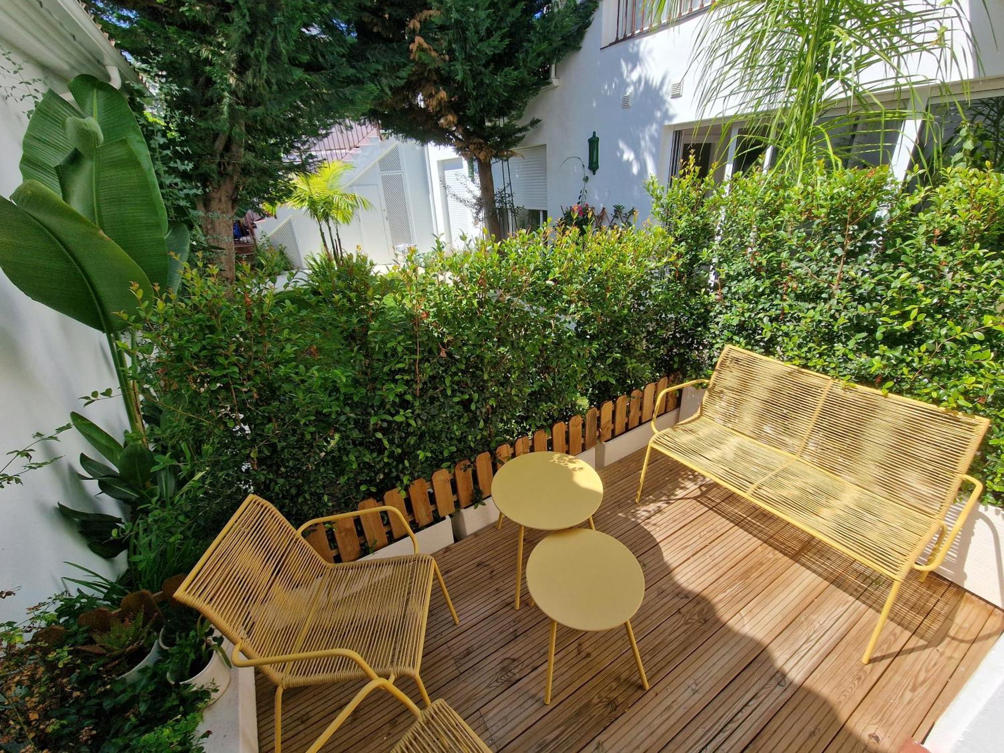 Sun & Palms - Cozy Flat In Quiet Neighbourhood With A Great Pool Area Apartment Malaga Bagian luar foto