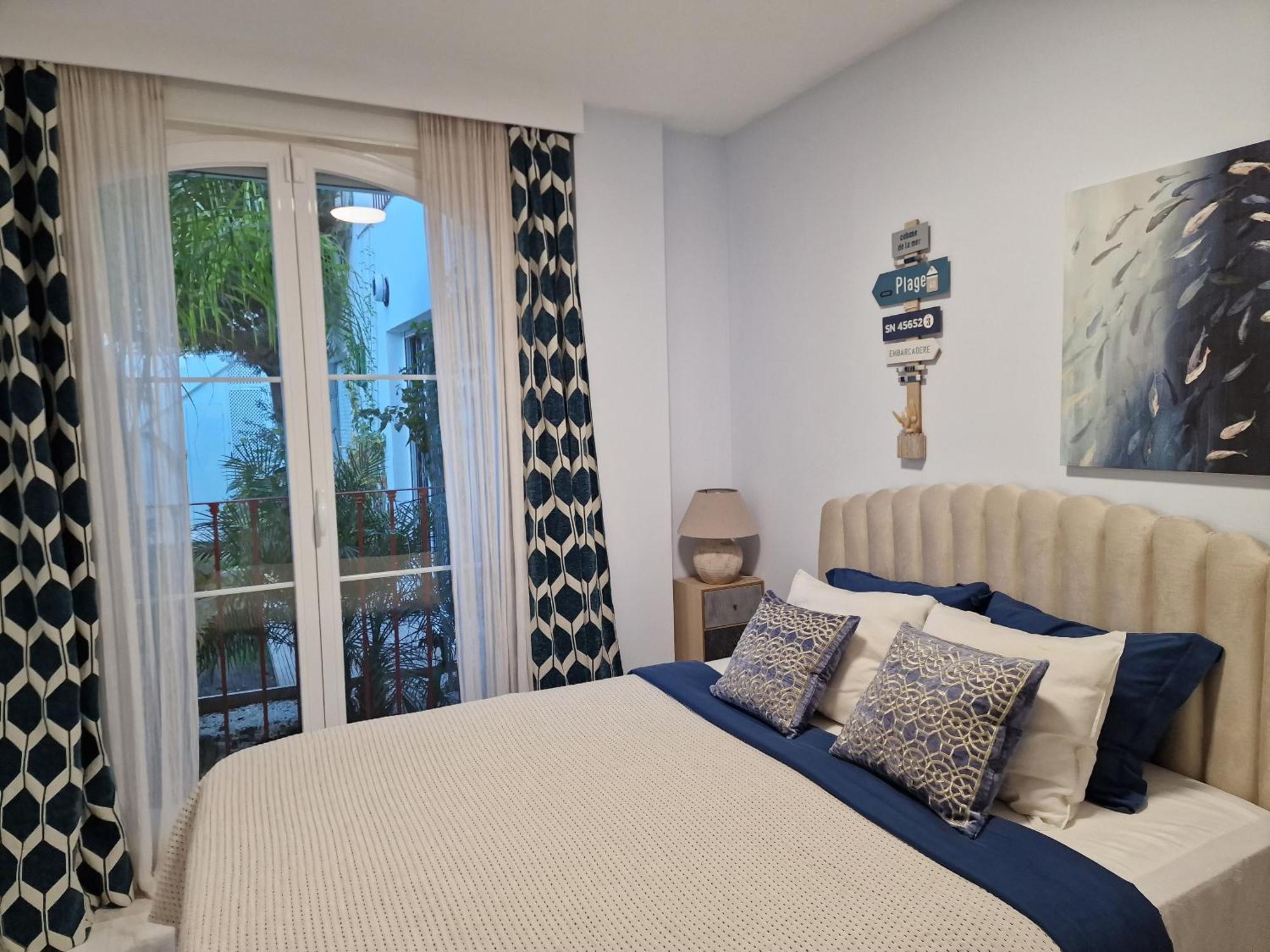 Sun & Palms - Cozy Flat In Quiet Neighbourhood With A Great Pool Area Apartment Malaga Bagian luar foto